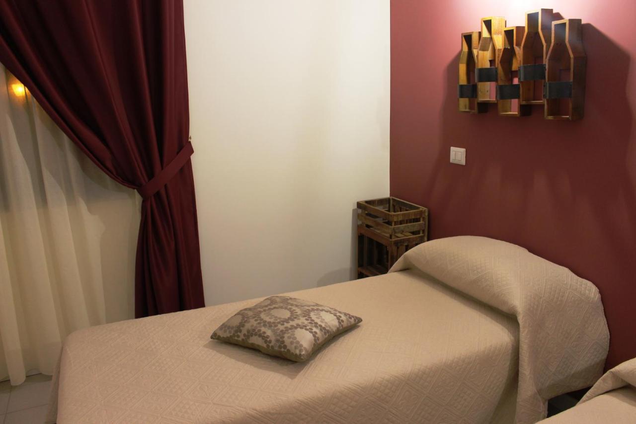 Casa Mazzone Bed & Breakfast Ciro Luaran gambar